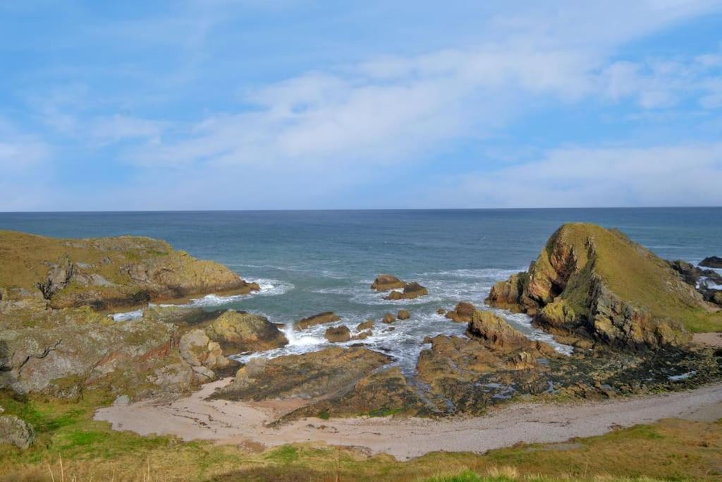 Cliff Top Cottage With Sea Views Portknockie Dış mekan fotoğraf